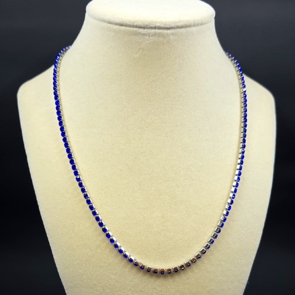 Elegant Blue and Silver Necklace